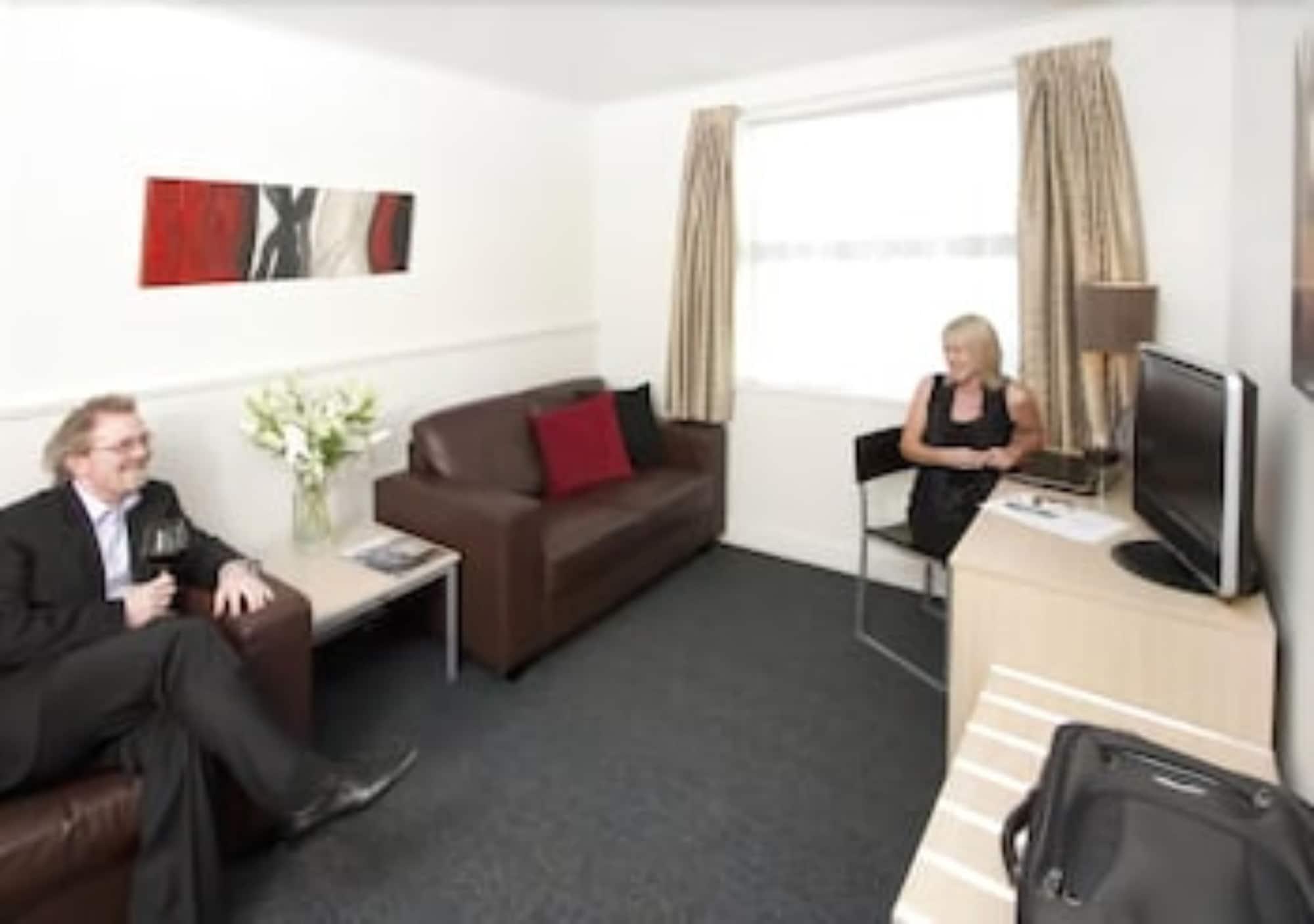 Quest Dunedin Serviced Apartments Экстерьер фото