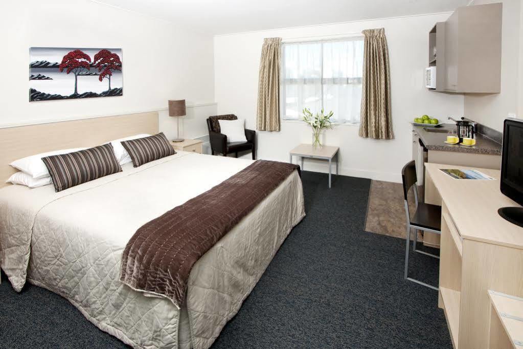 Quest Dunedin Serviced Apartments Экстерьер фото